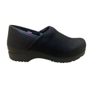 Sanita Women’s Black Leather Slip-Resistant Comfort Work Shoes Clogs Size 4.5 US